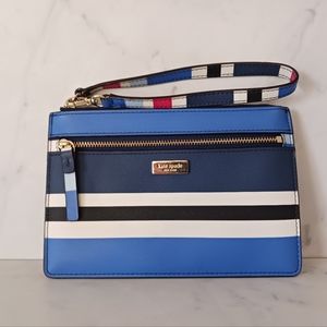 NWOT Kate Spade Tinie Laurel Way Printed Cruise Stripe Wristlet